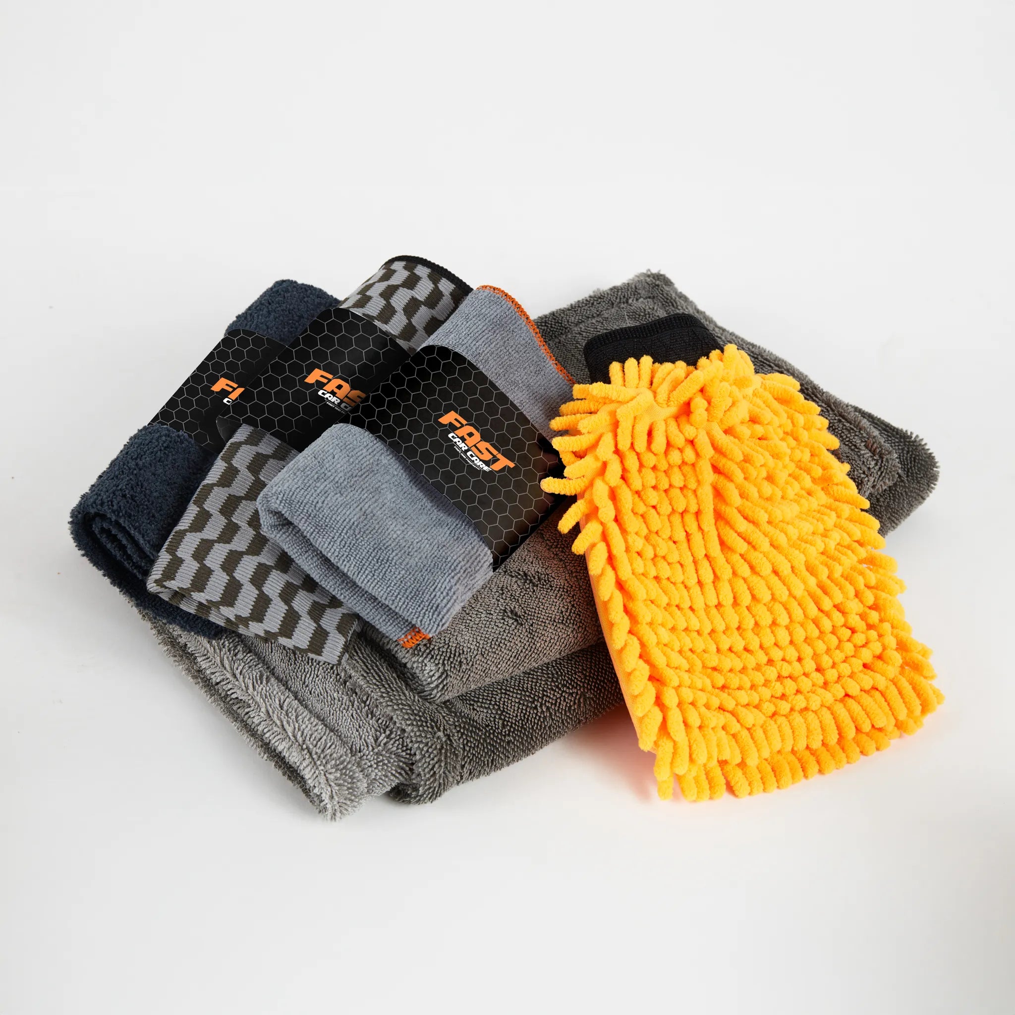 Microvezel handdoeken voor je auto? Dit pakket tilt schoonmaken naar pro-niveau